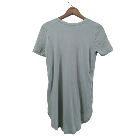 Ambiance Curved Hem Tunic - Size M - Picture 5 of 7